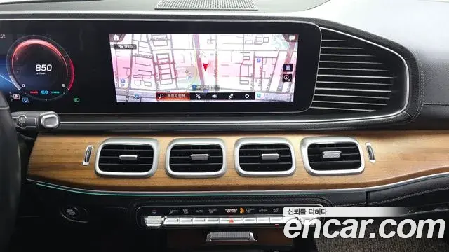 Mercedes-Benz GLE-Class 2019 — Şəkil 15/20