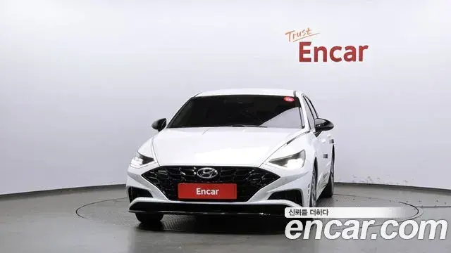 Hyundai Sonata 2022 — Фото 2/20