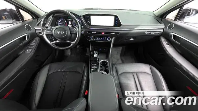 Hyundai Sonata 2022 — Фото 9/20