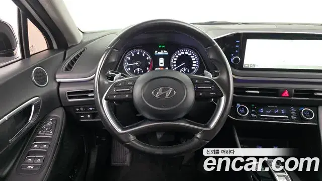 Hyundai Sonata 2022 — Фото 11/20