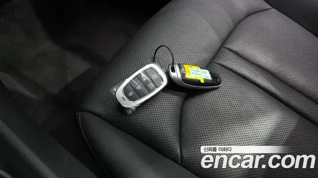 Hyundai Sonata 2022 — Фото 19/20
