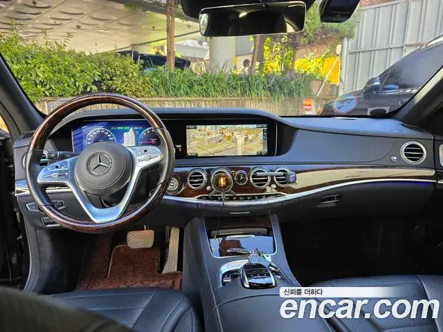 Mercedes-Benz S-Class 2020 — Фото 10/11