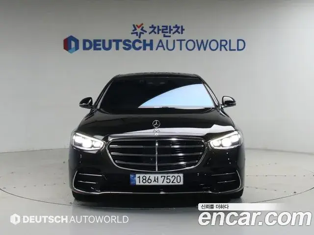 Mercedes-Benz S-Class 2023 — Фото 2/20