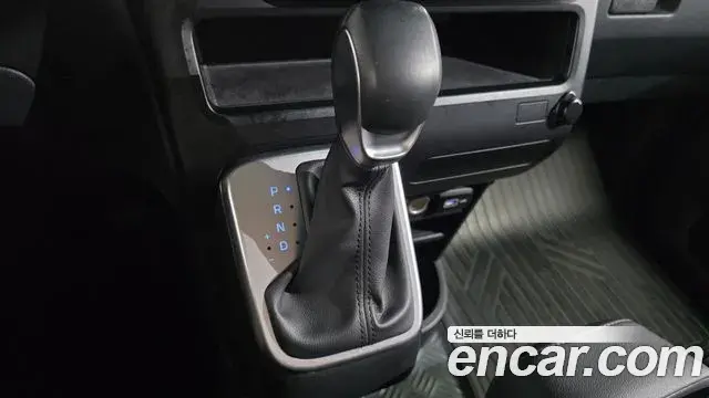 Hyundai Staria 2024 — Фото 9/20