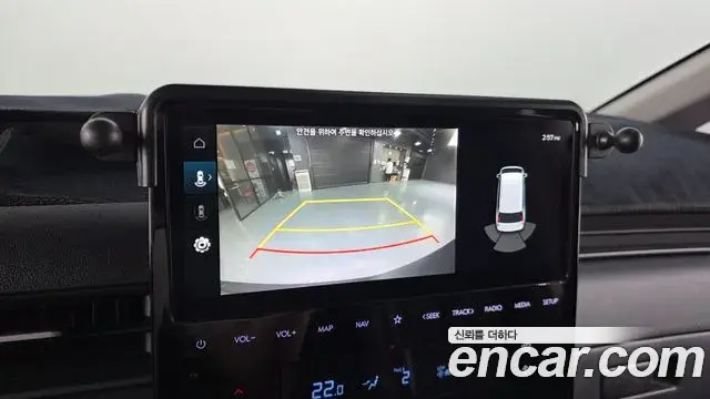 Hyundai Staria 2024 — Фото 17/20