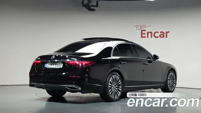 Mercedes-Benz S-Class 2021 — Фото 2/20