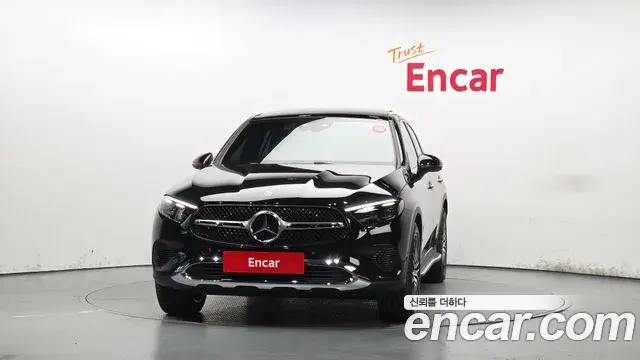 Mercedes-Benz GLC-Class 2025 — Photo 37/37
