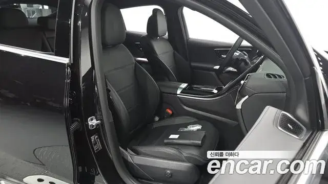 Mercedes-Benz GLC-Class 2025 — Photo 15/37