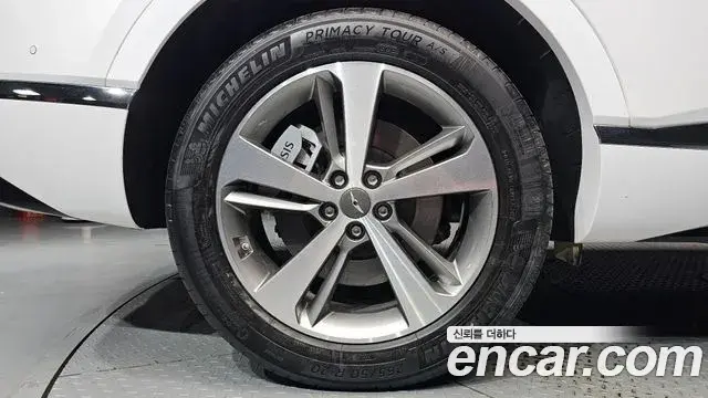 Genesis GV80 2023 — ფოტო 2/20