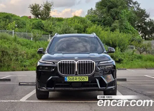 BMW X7 2026 — Фото 2/20