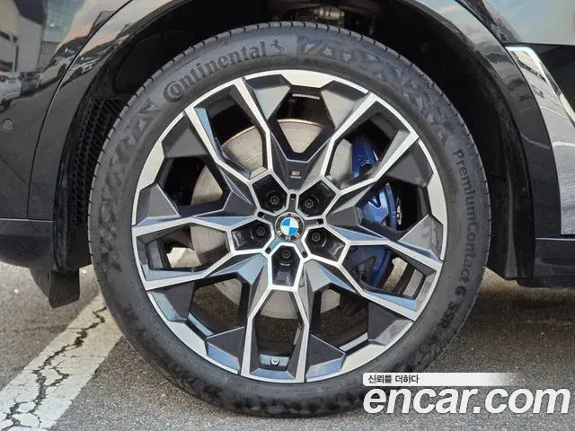 BMW X7 2026 — Фото 19/20