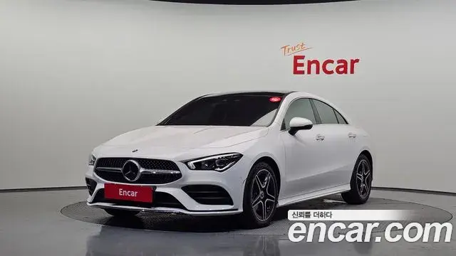 Mercedes-Benz CLA-Class 2023 — Фото 1/20