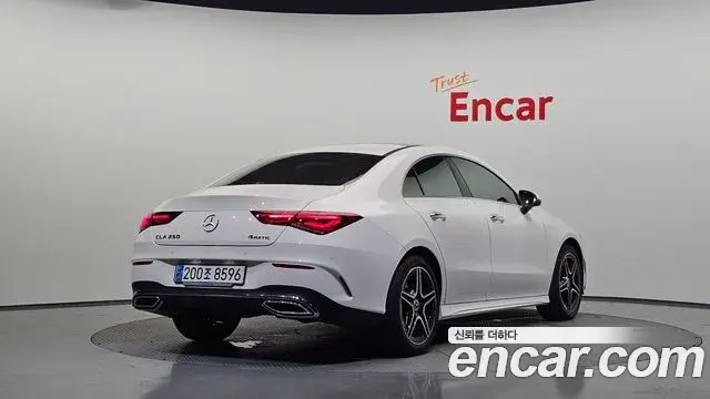 Mercedes-Benz CLA-Class 2023 — Фото 2/20