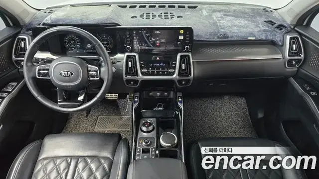 Kia Sorento 2021 — Фото 7/20
