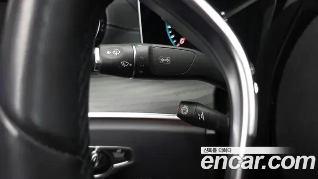Mercedes-Benz E-Class 2023 — Фото 19/20