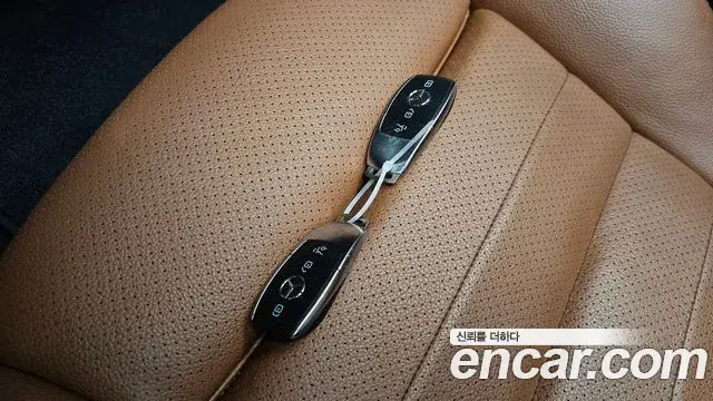 Mercedes-Benz C-Class 2019 — Фото 18/20