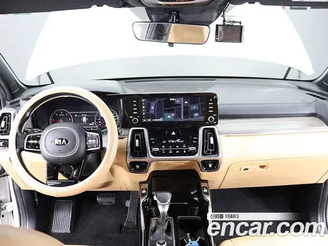 Kia Sorento 2020 — Фото 14/20