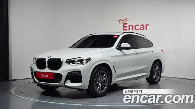 BMW X4 2020 — Фото 1/20