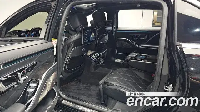 Mercedes-Benz S-Class 2022 — Фото 12/20