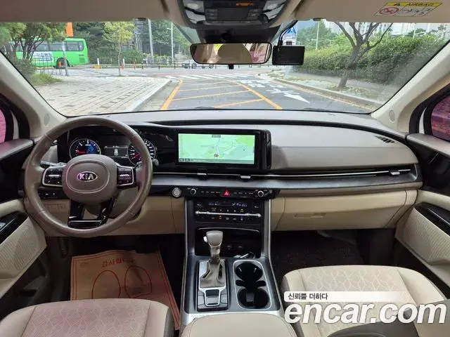 Kia Carnival 2020 — Фото 5/20