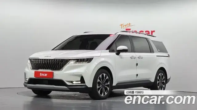 Kia Carnival 2022 — Фото 1/20