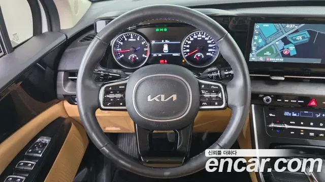 Kia Carnival 2022 — Фото 13/20