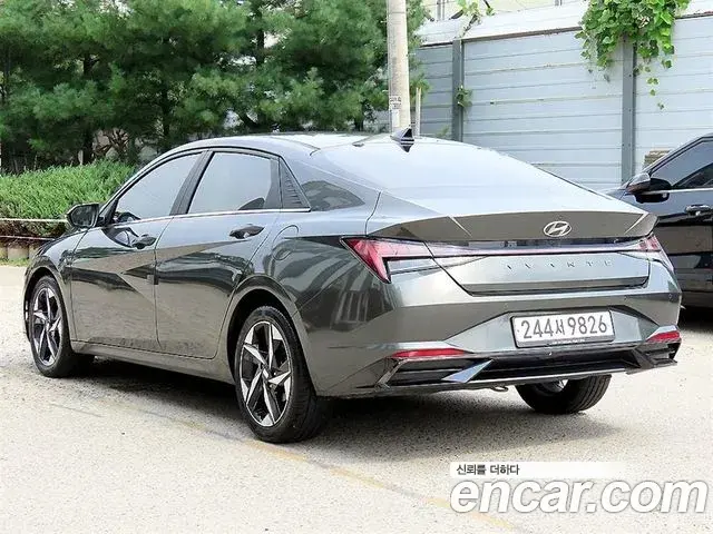 Hyundai Avante 2020 — Фото 1/20