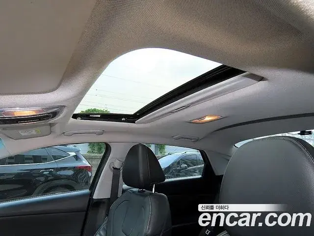 Hyundai Avante 2020 — Фото 20/20