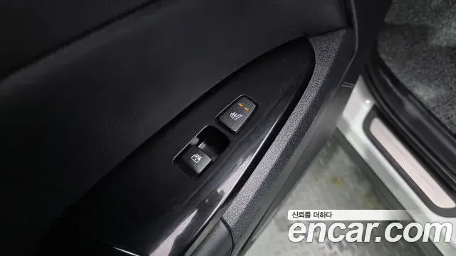 Kia Sportage 2022 — Şəkil 16/32
