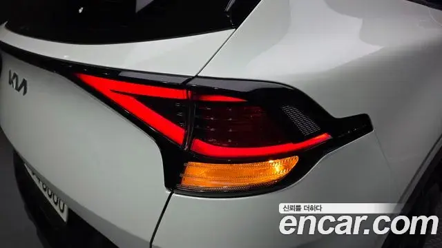 Kia Sportage 2022 — Şəkil 25/32