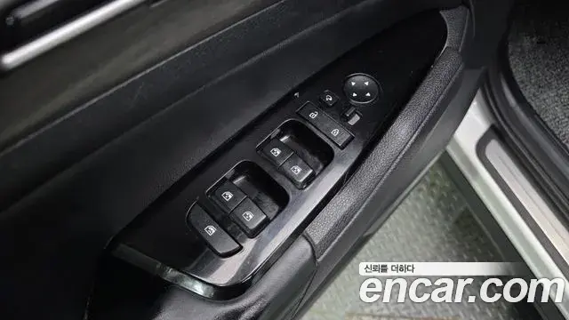 Kia Sportage 2022 — Şəkil 8/32