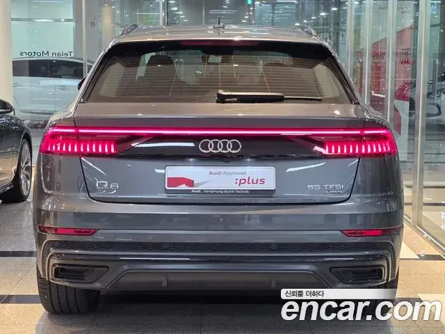 Audi Q7 2023 — Фото 3/20