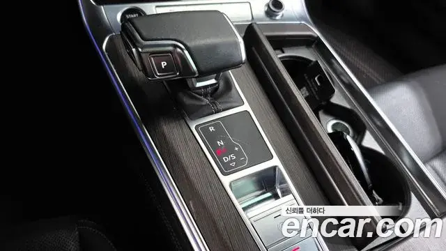 Audi A7 2023 — Фото 9/20