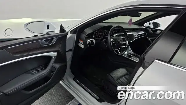 Audi A7 2023 — Фото 10/20
