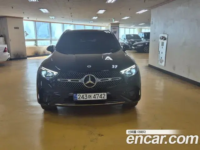 Mercedes-Benz GLC-Class 2023 — Фото 2/16