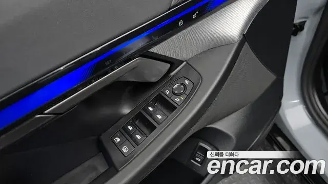 BMW 5 Series 2024 — Photo 15/20