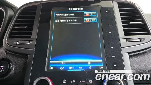 Renault Samsung QM6 2021 — Фото 16/20