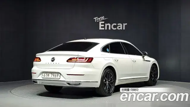Volkswagen Arteon 2019 — Photo 31/37