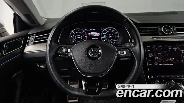 Volkswagen Arteon 2019 — Photo 16/37