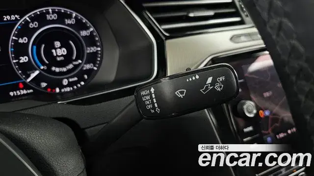 Volkswagen Arteon 2019 — Photo 13/37