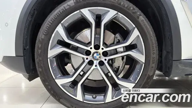 BMW X5 2025 — Фото 19/20
