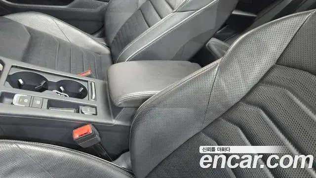 Volkswagen Arteon 2019 — ფოტო 10/31