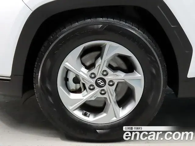 Hyundai The New Tucson 2021 — Фото 4/20