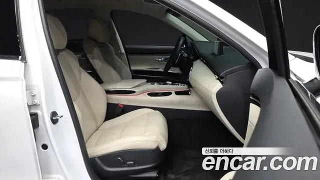 Genesis GV70 2021 — Photo 11/20