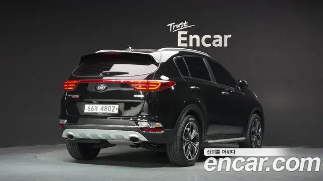Kia Sportage The Bold 2018 — Фото 2/20