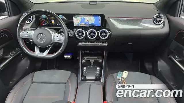 Mercedes-Benz GLA-Class 2022 — Фото 7/20