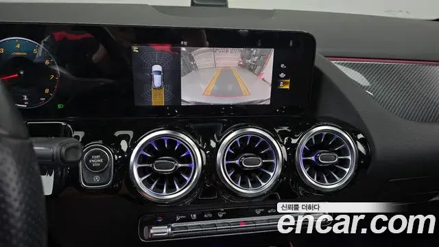 Mercedes-Benz GLA-Class 2022 — Фото 15/20