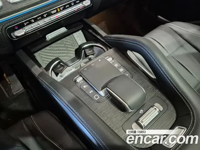 Mercedes-Benz GLE-Class 2026 — Фото 17/20