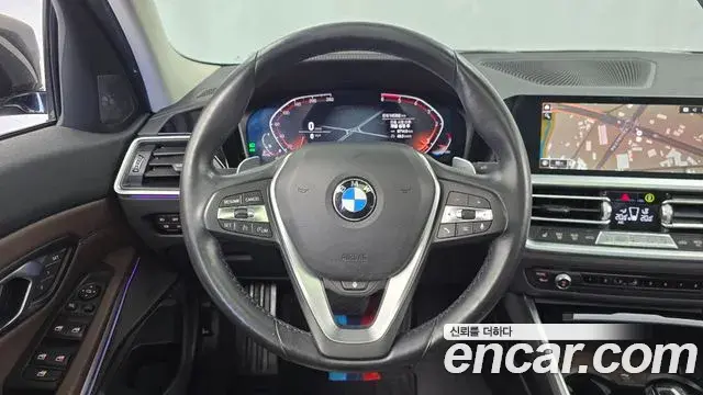 BMW 3 Series 2019 — Фото 12/20