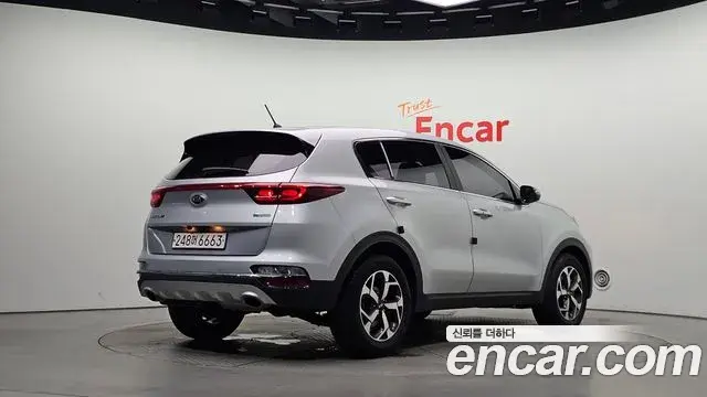 Kia Sportage The Bold 2020 — Фото 2/20